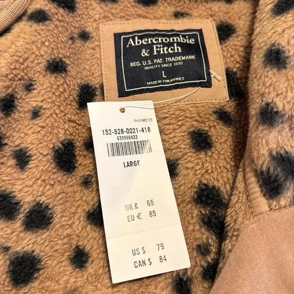 Abercrombie Leopard Fleece snap jacket size Large - Picture 6 of 6
